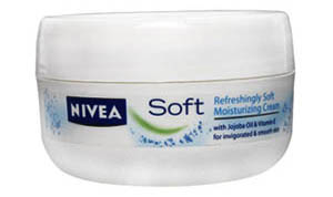 Nivea Soft Light Texture Refreshingly Soft Cream
