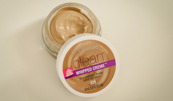 CoverGirl Clean Whipped Creme Foundation in Medium Beige Review